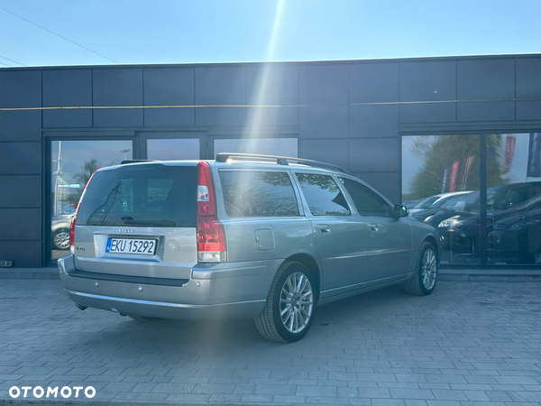 Volvo V70 2.4D Momentum - 19