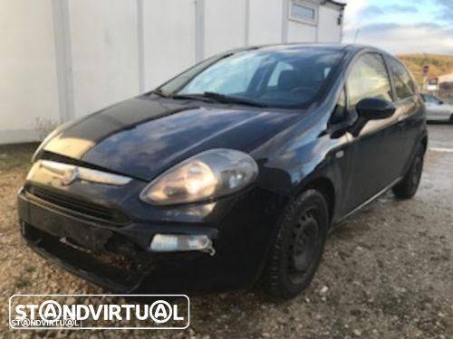 Fiat Punto do ano de 2010 a 2015 - 1