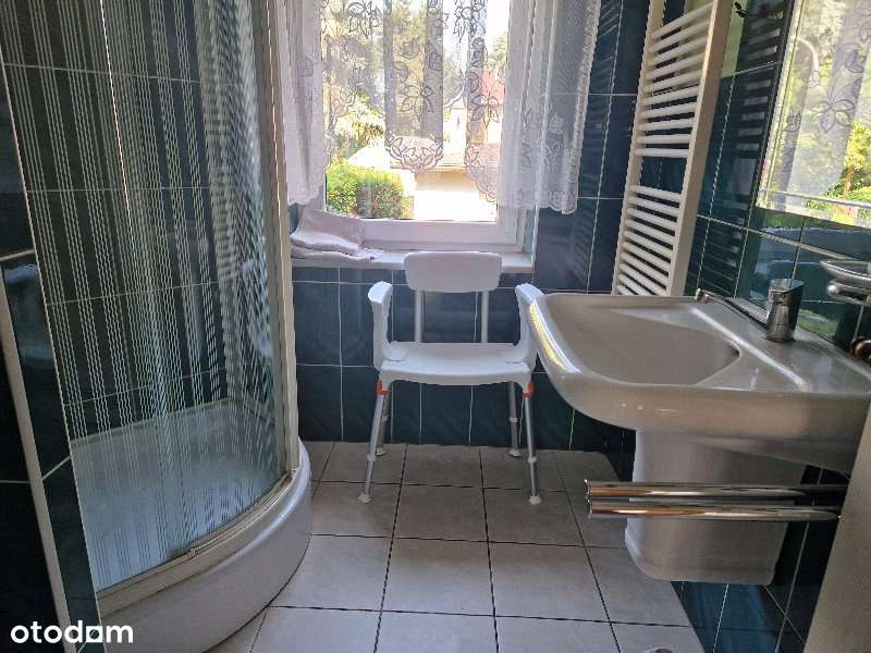 Dom z obiektem na działalnośc-12