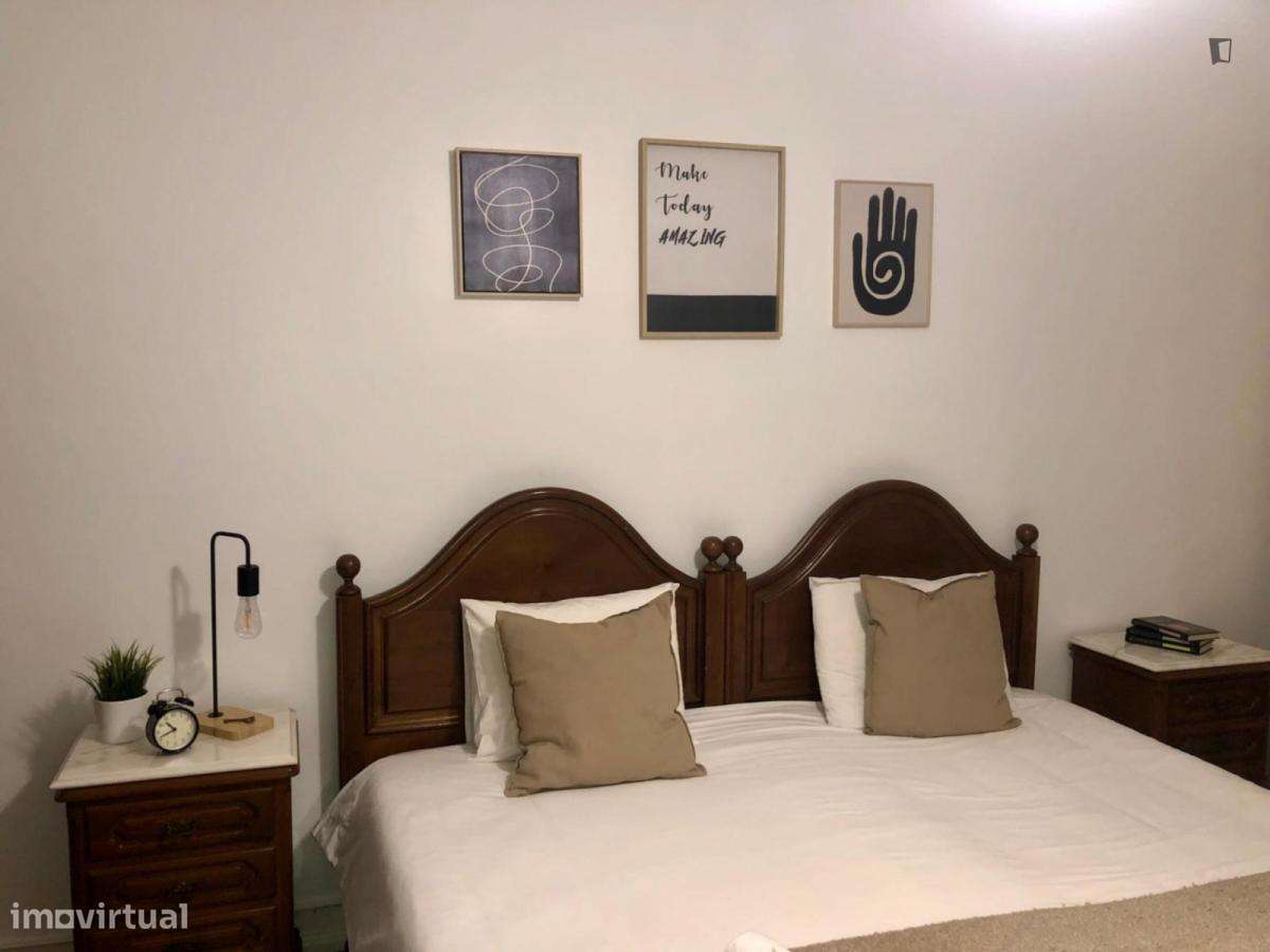 Quarto - localizado em Penha de França Lisbon - Grande imagem: 4/10