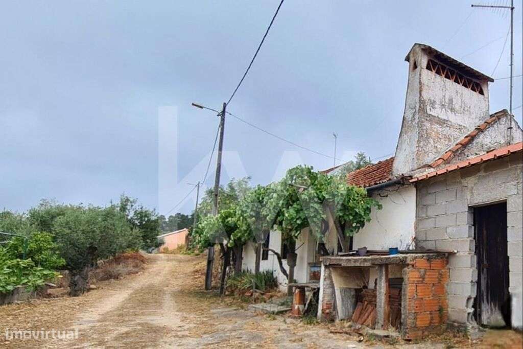 CASA RUSTICA PARA RECUPERAR COM TERRENO - Grande imagem: 5/13