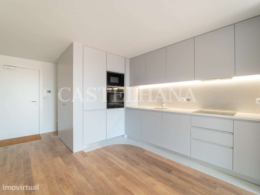 Apartamento T2 duplex com varanda em empreendimento localizado no c... - Grande imagem: 2/71