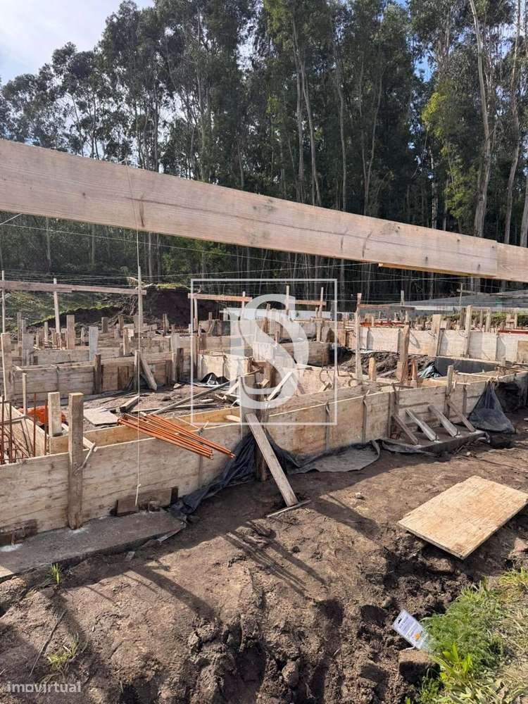 Moradia T3 em construção em Estorão-14