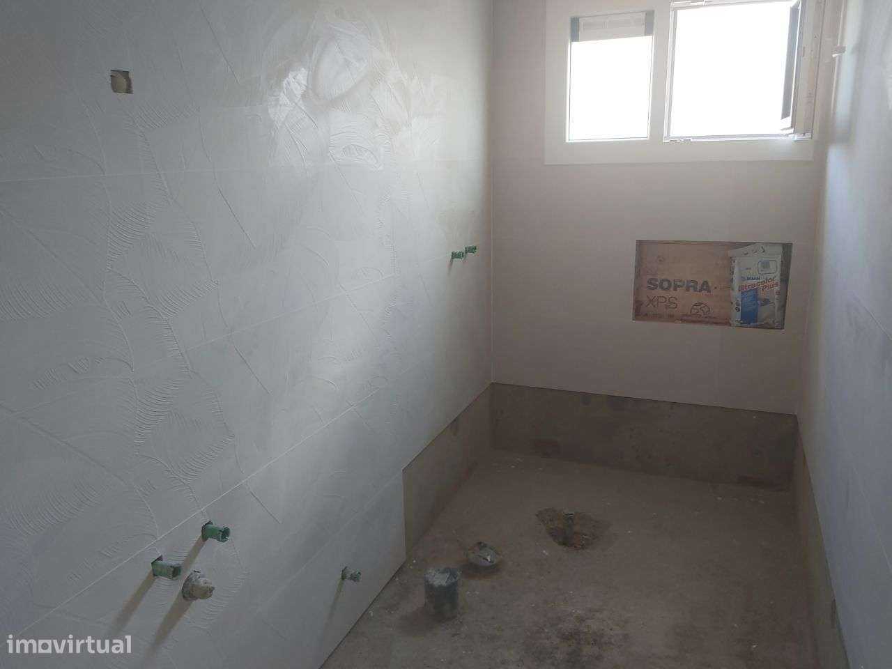 Excelente Moradia Isolada Duplex com 5 Assoalhadas-13