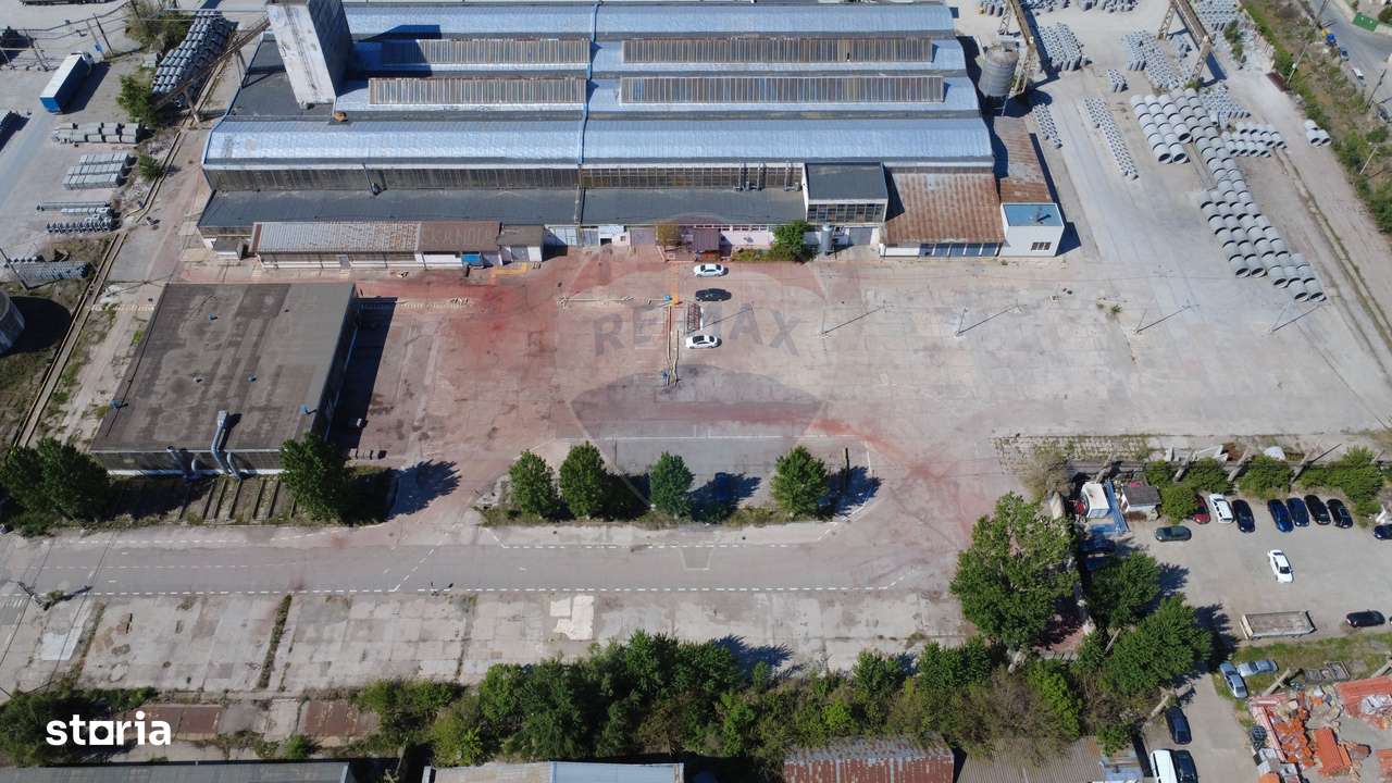 Teren industrial 35.000 mp cu hale de productie Craiova - Imagine principală: 2/13