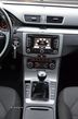 Volkswagen Passat Variant 2.0 TDI BlueMotion Technology Comfortline - 29