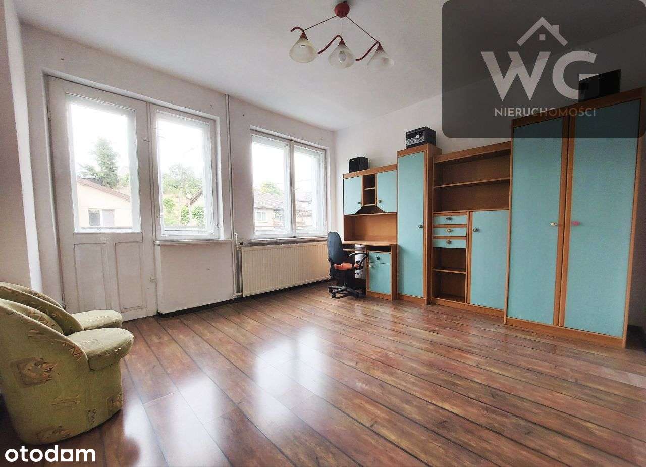 Dom z dużym potencjałem! 3 mieszkania, pracownia!-8