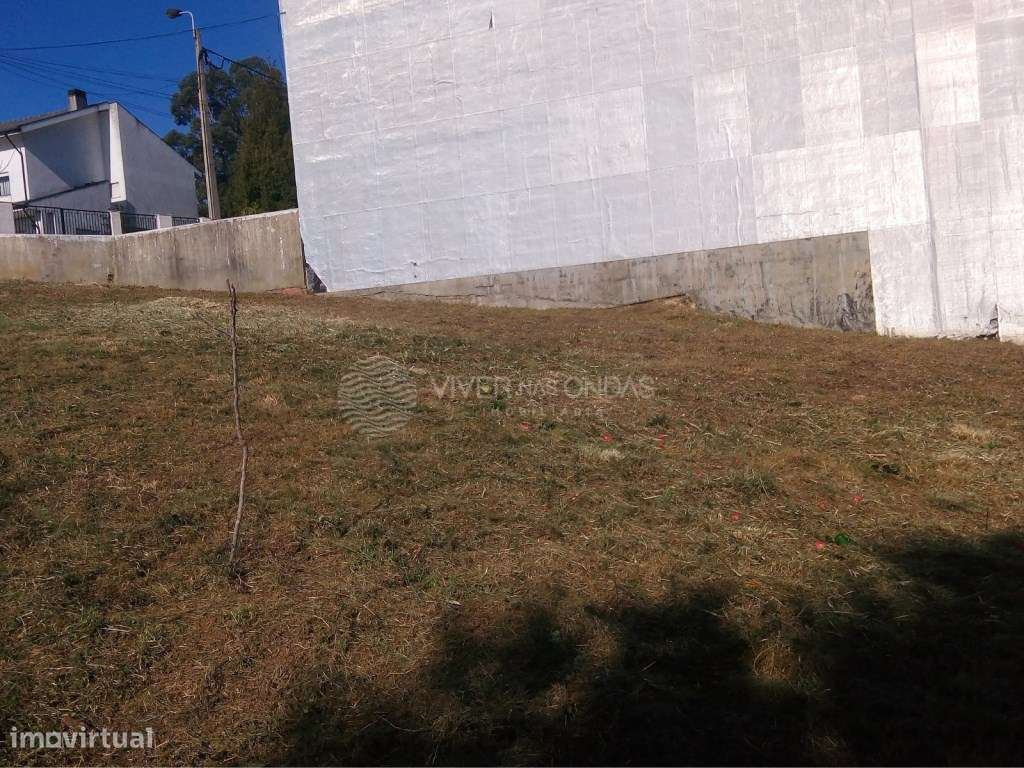Terreno urbano com 835m2, em Pedroso - Vila Nova de Gaia. - Grande imagem: 3/11
