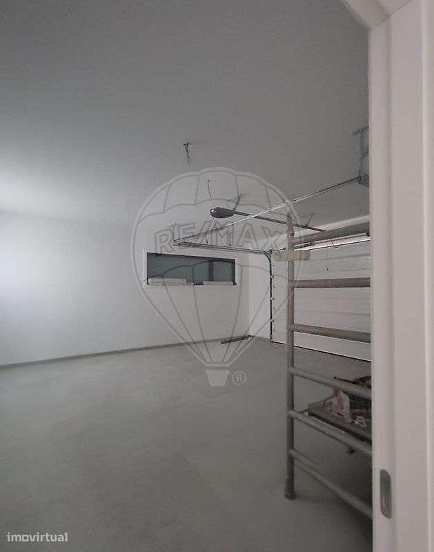 Moradia T4 para venda - Grande imagem: 5/8