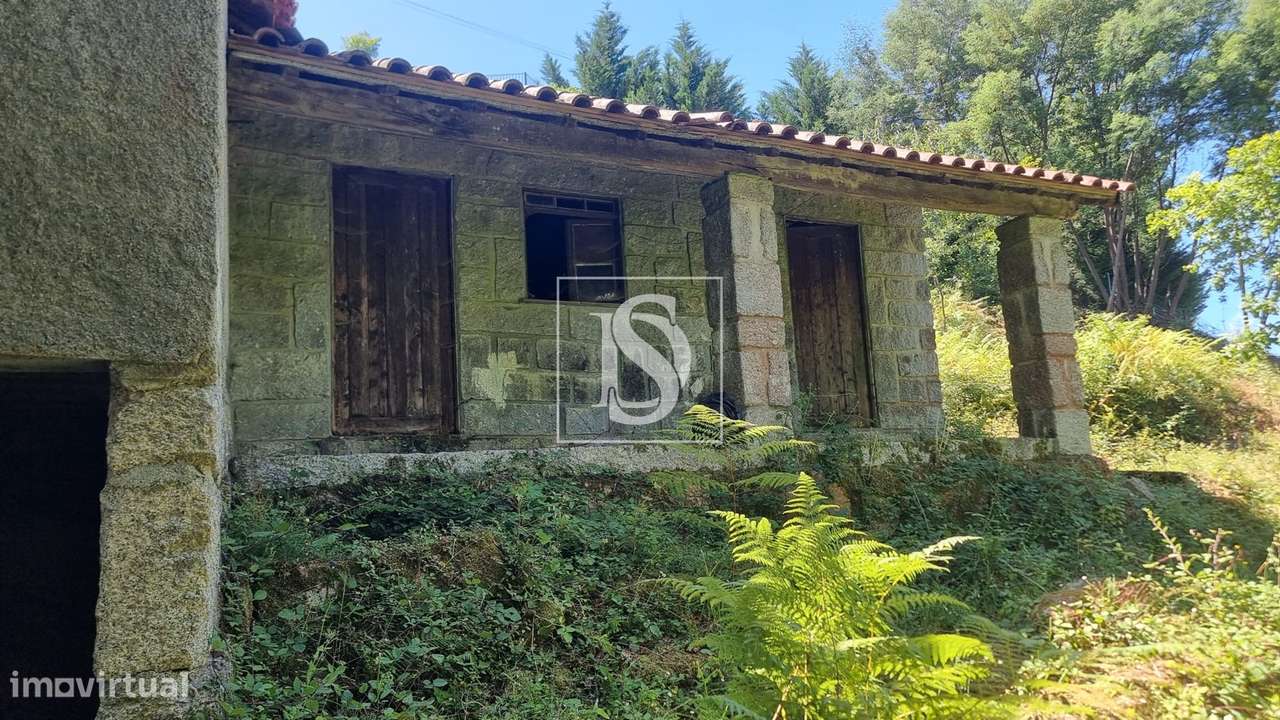 Moradia para Restaurar T2 Venda em Vilar da Veiga,Terras de Bouro-16