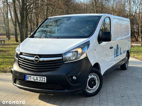 Opel Vivaro - 1