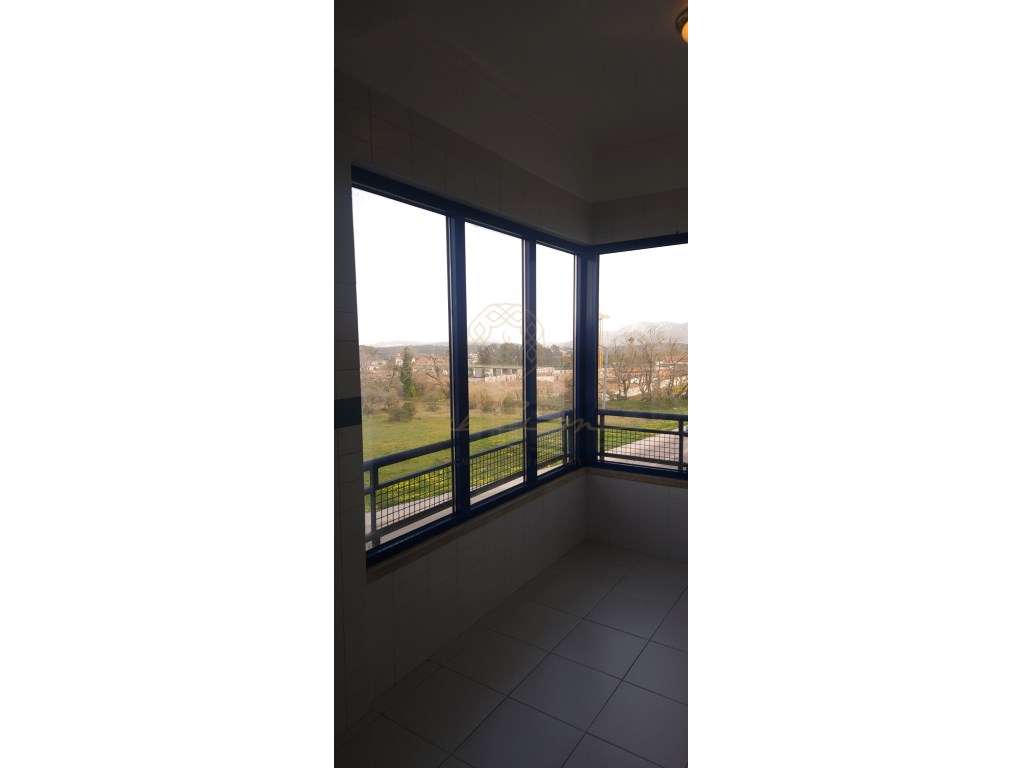 EXCLUSIVO!! Apartamento T2 na Cotovia-12