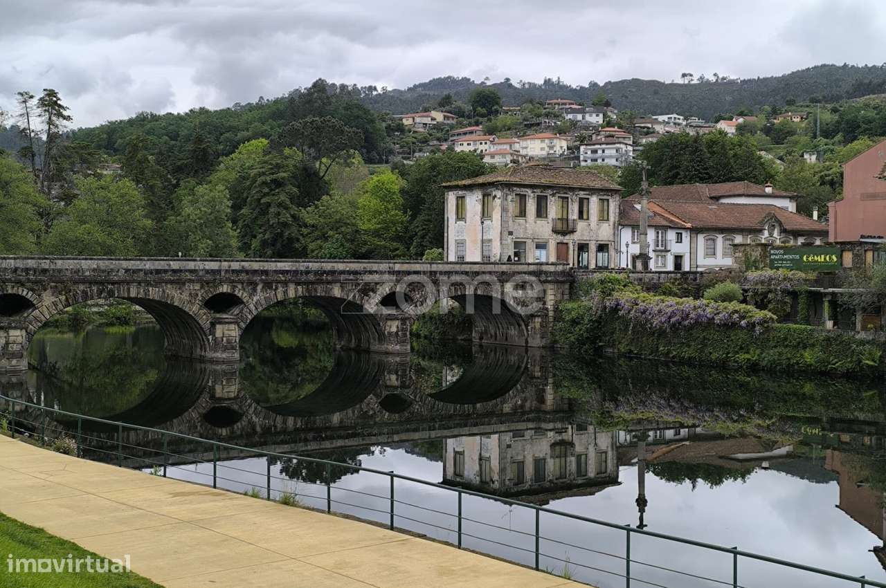 Prédio para remodelação total-10