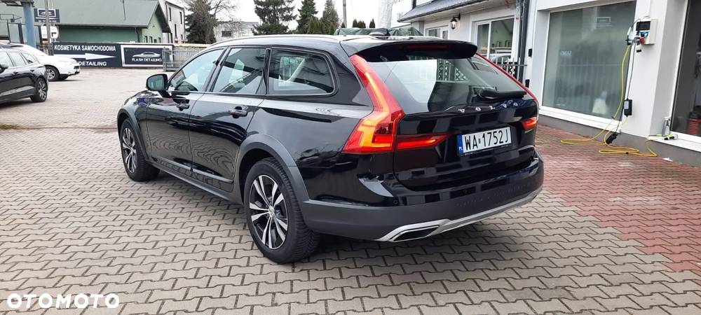 Volvo V90 Cross Country D4 AWD Geartronic Pro - 8