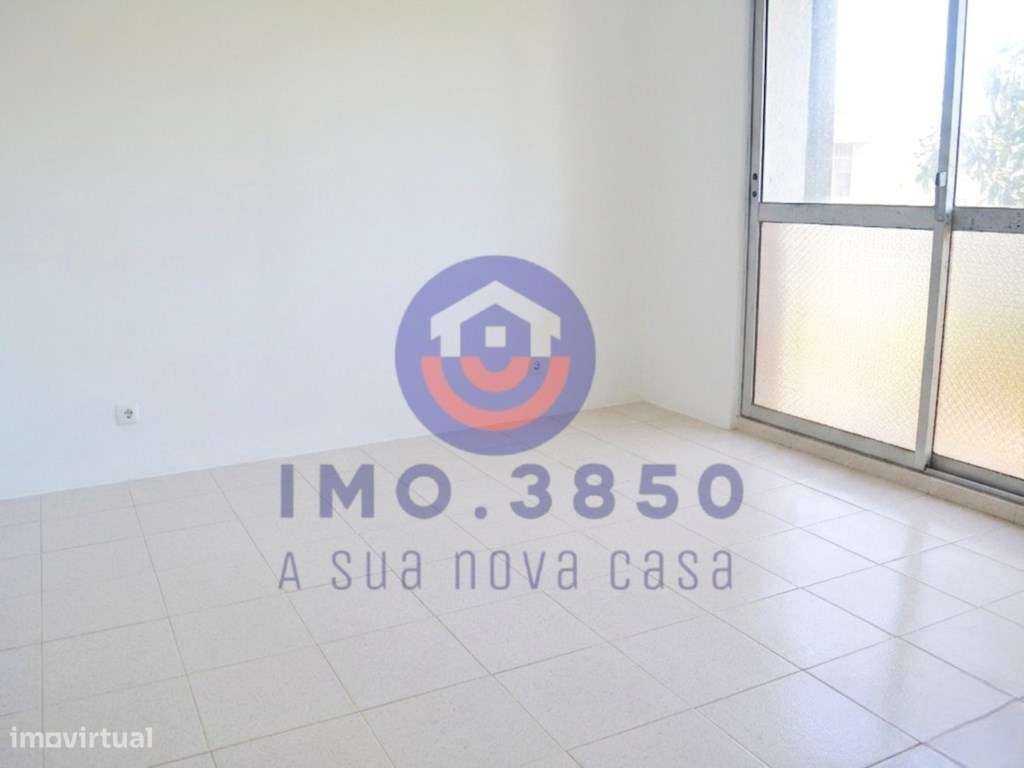 Moradia T4 c/ excelentes áreas-21