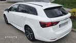 Toyota Avensis 1.8 Premium MS - 8