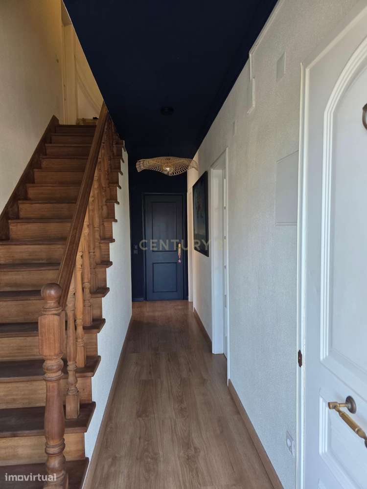 Moradia Renovada T3 + 2 (2 frações independentes) Piscina e barbecue - Grande imagem: 5/60