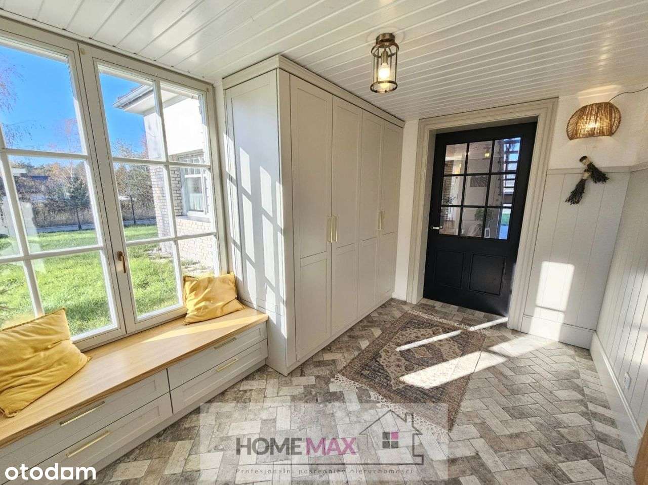 Na sprzedaż piekna nieruchomość nowe osiedle-0