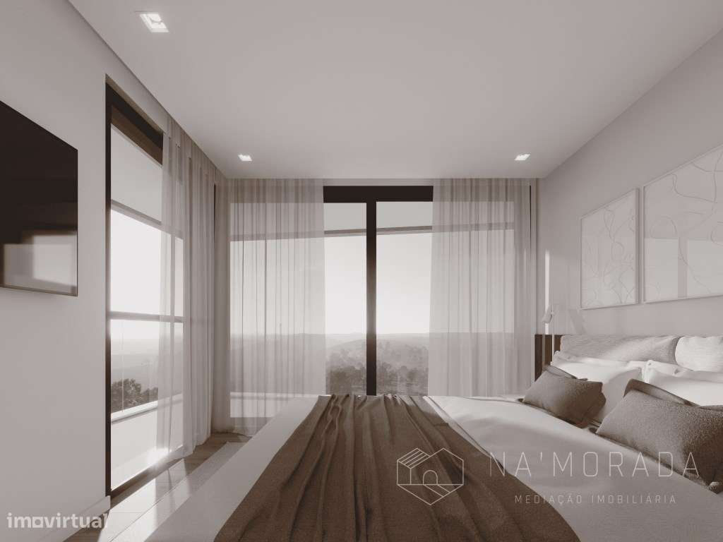 Apartamento T3 com terraço de 40m2 em São Félix da Marinha-18