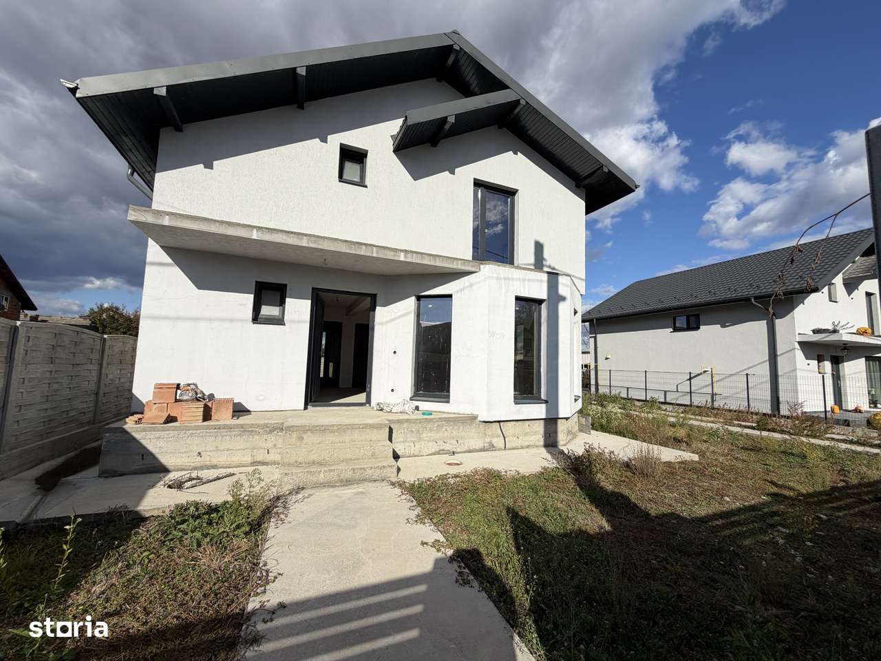 Casa Micesti, Purcareni, Fond Nou, 5 Camere, 500 mp - Imagine principală: 4/17