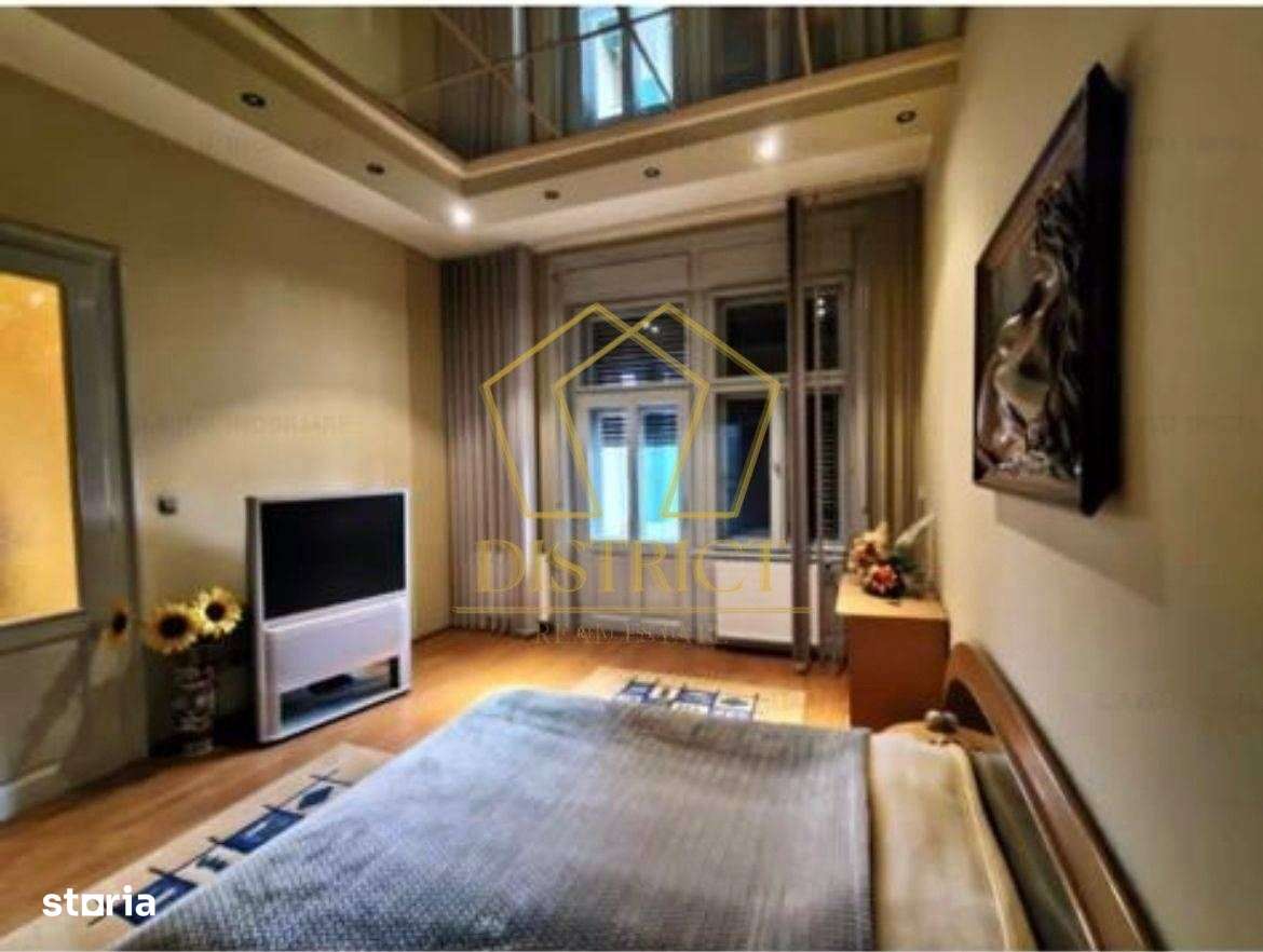 Apartament deosebit cu 3 camere | Cladire istorica | Central - Imagine principală: 4/12