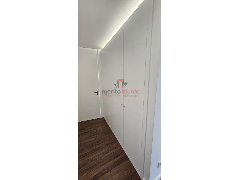 Oferta Escritura e Registo- Apartamento T3 NOVO - Ramalde - Porto-30