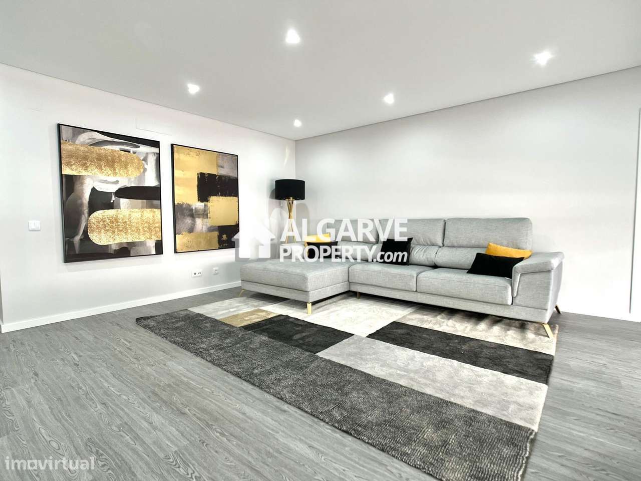 Apartamentos T3 em condomínio de arquitetura moderna com jardim perto-38