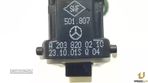 COMANDO ELEVADOR DE VIDRO TRASEIRO ESQUERDO MERCEDES-BENZ CLASSE C 2001 -A203820... - 3