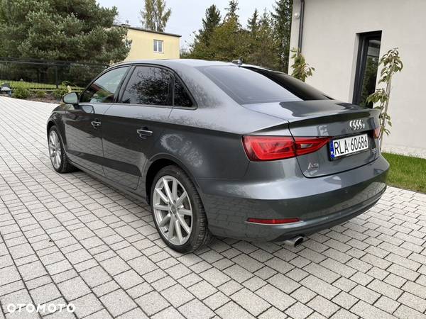 Audi A3 2.0 TFSI Limousine quattro S tronic design - 5