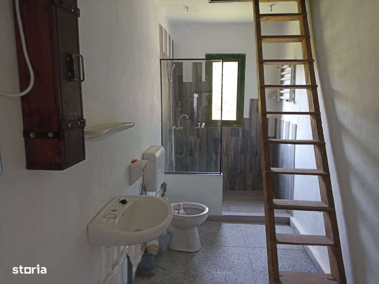 Proprietate plus 13 hectare teren la 25 km de Deva-8