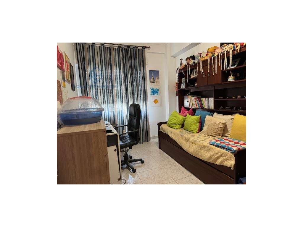 Apartamento T3- Centro da Moita-2 andar-5