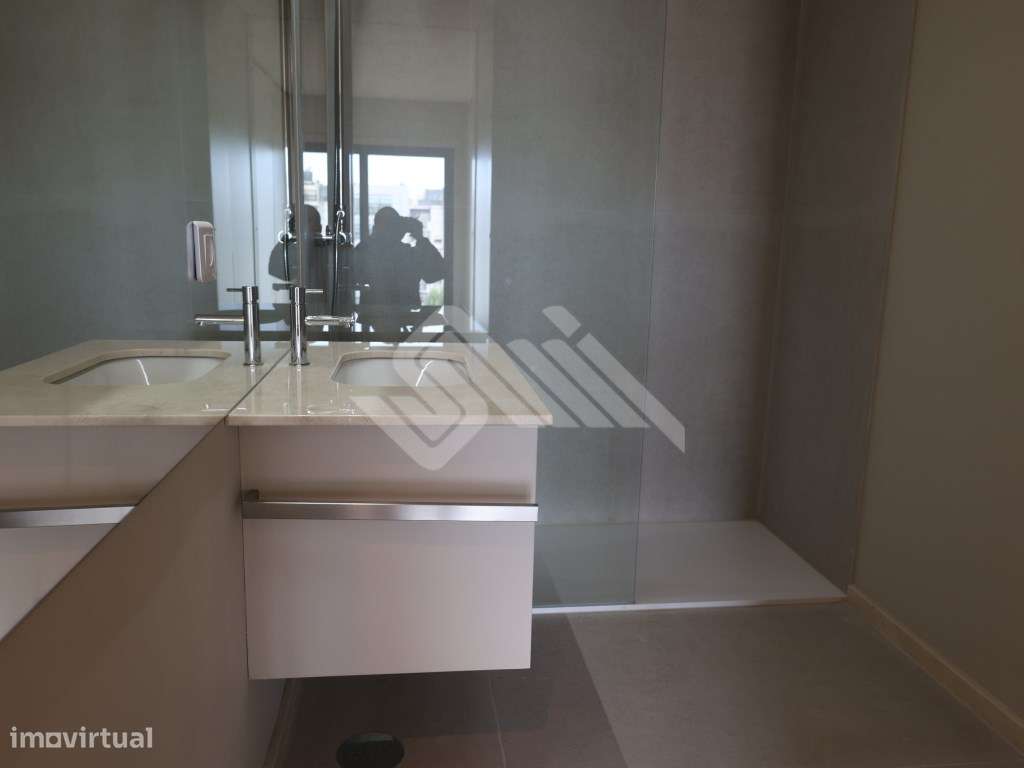 Apartamento T1 com Vista Panorâmica - Rotunda da Boavista / Casa da...-7