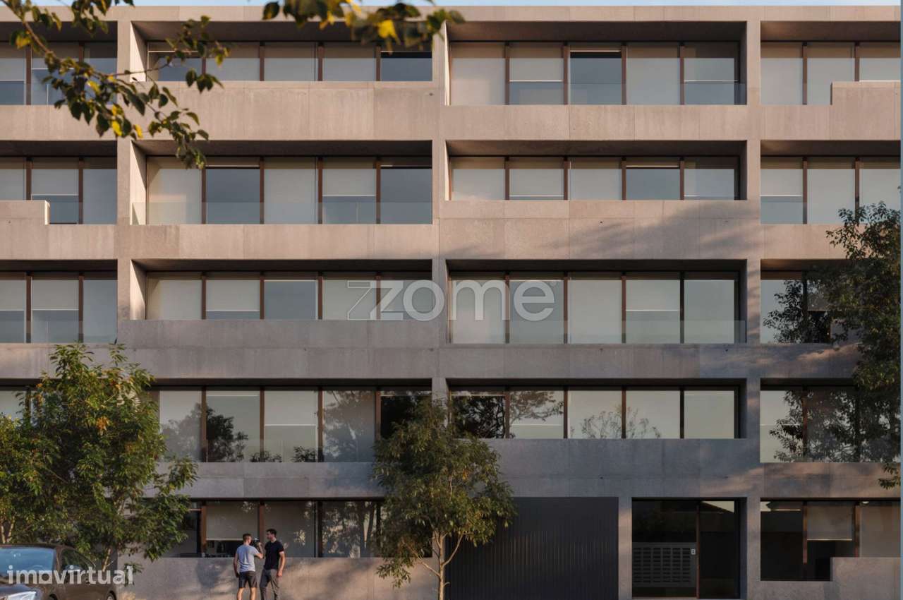 Apartamento T1 com varanda em Monte dos Burgos - Grande imagem: 2/15