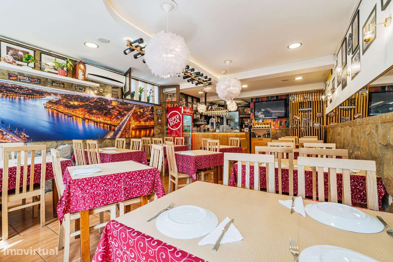 Trespasse de Restaurante no centro do Porto - Grande imagem: 2/13