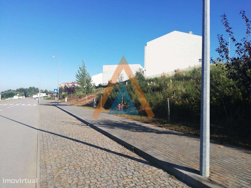 LOTES TERRENO PARA CONSTRUÇÃO - SÃO JOÃO DE VÊR. - Grande imagem: 3/5