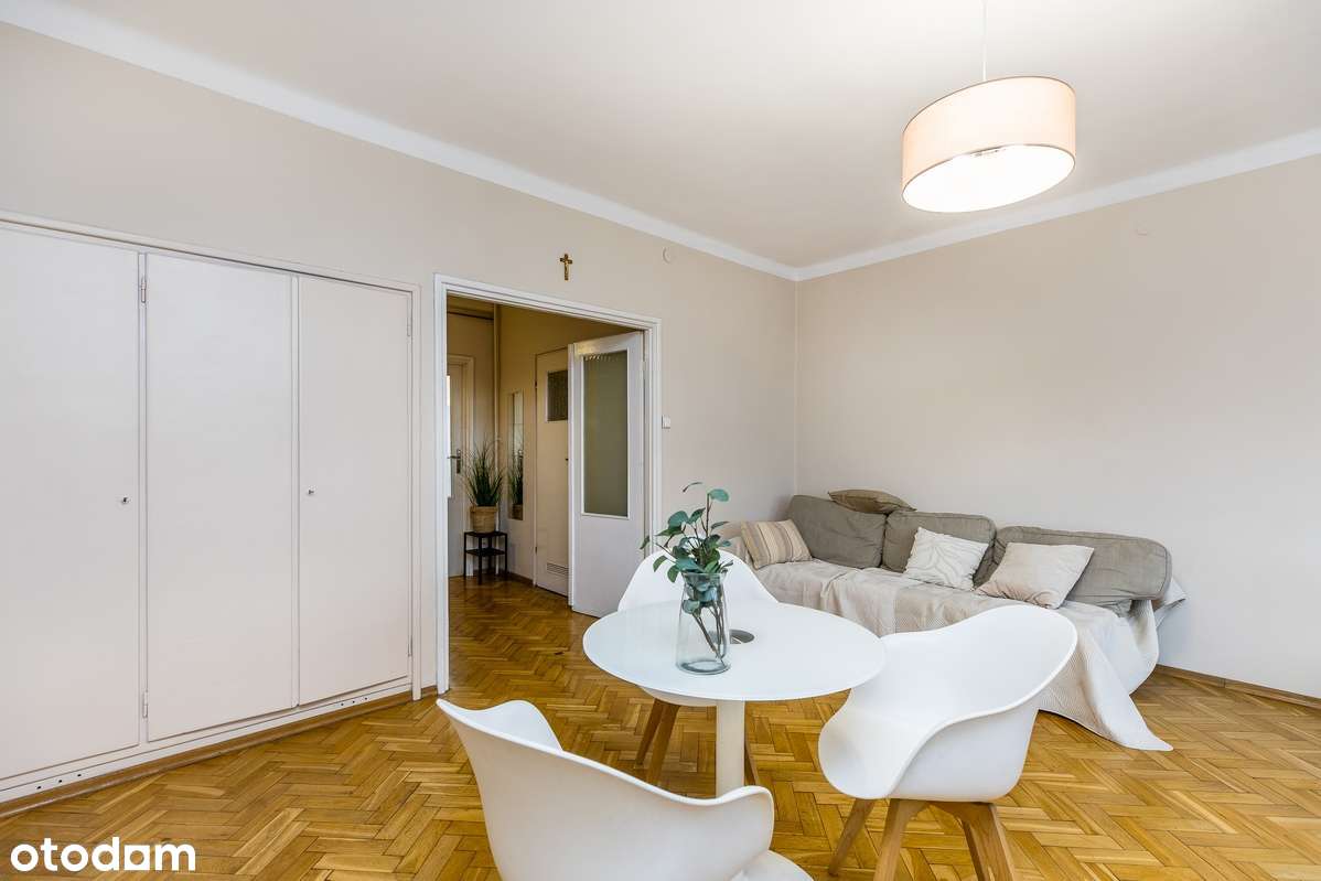 Słoneczne z loggią przy Dietla | Winda, parking, świetna lokalizacja!-5