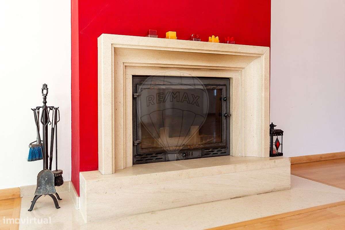 Moradia T4 à venda em Charneca da Caparica - Grande imagem: 4/49