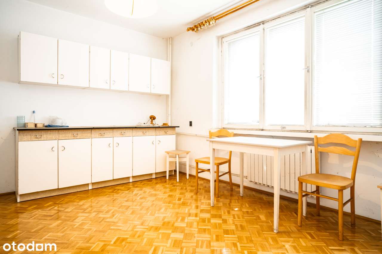 Przestronny dom wolnostojący o powierzchni 180 m² w Orzechowie - Pełny obrazek: 4/19