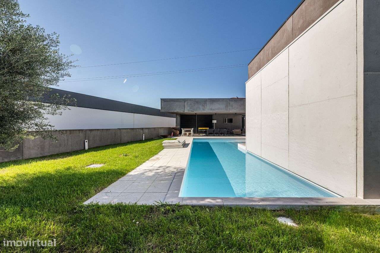 Fantástica Moradia T3+1-4