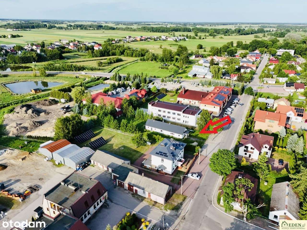 Sprzedam  budynek   parterowy ok 130m2  w centrum Wojcieszkowa - Pełny obrazek: 4/16
