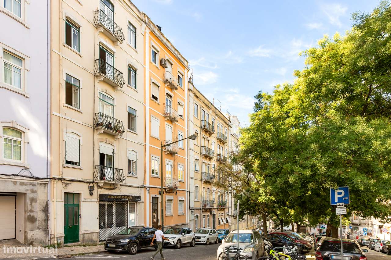 Apartamento T3 Totalmente Remodelado | Penha de França-23