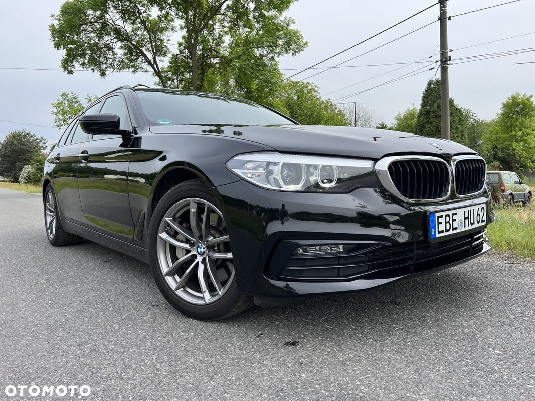 BMW Seria 5 530i xDrive Sport Line sport - 7