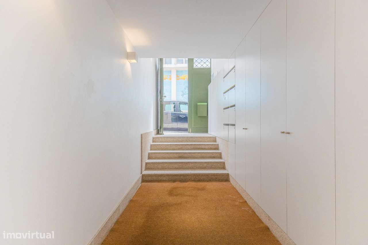 Apartamento T0 com Mezanino | Rua Alves da Veiga | Porto-14