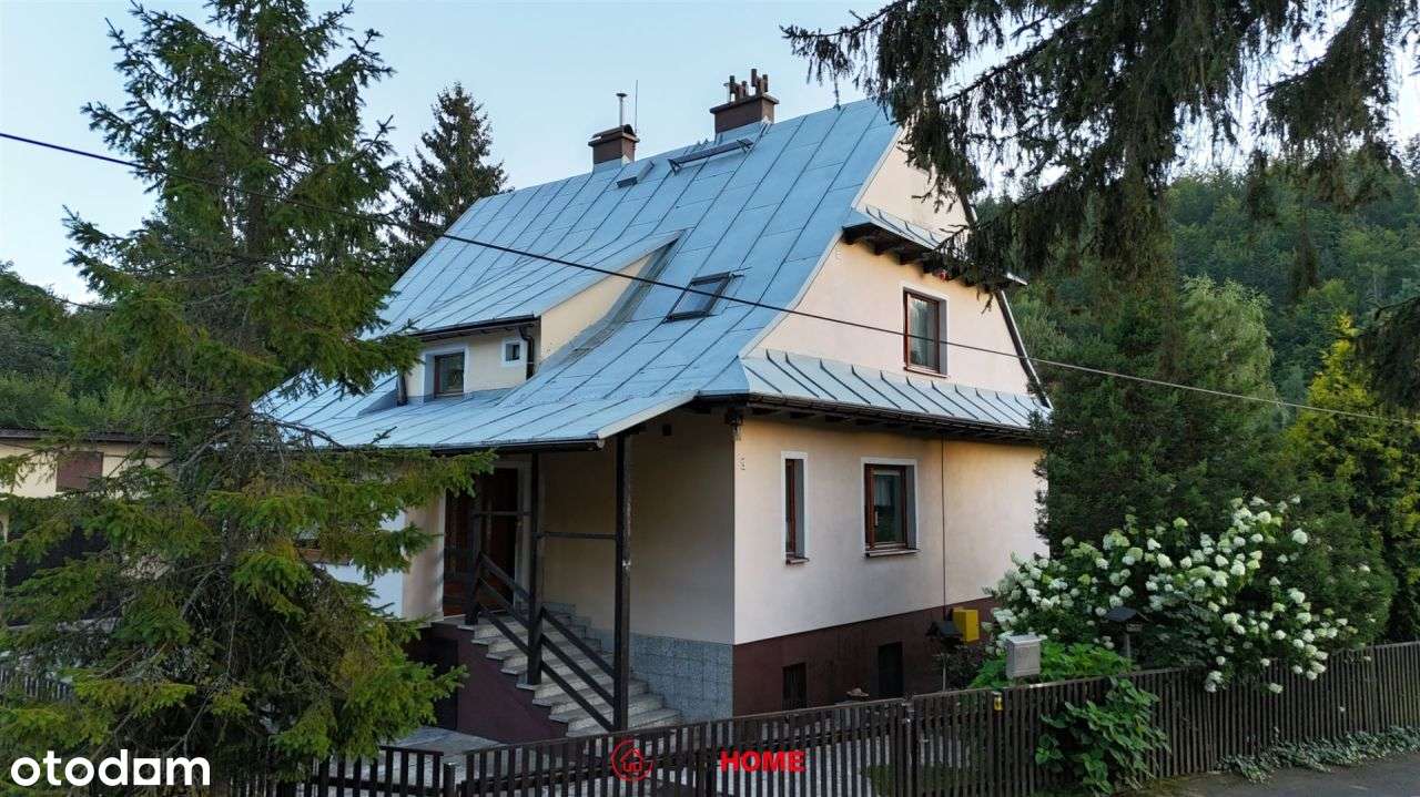 Baśniowy dom pośród granatowych gór-19