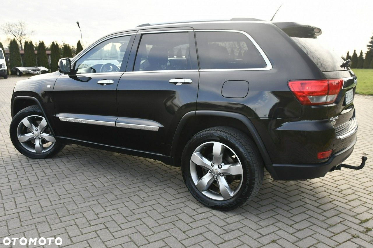 Jeep Grand Cherokee - 14