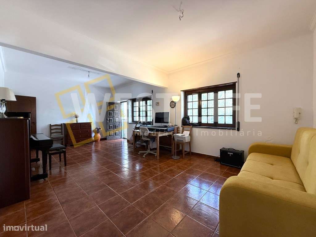 Moradia T5 em lote de 3750m2 - Jardim com excelente exposição solar... - Grande imagem: 5/39