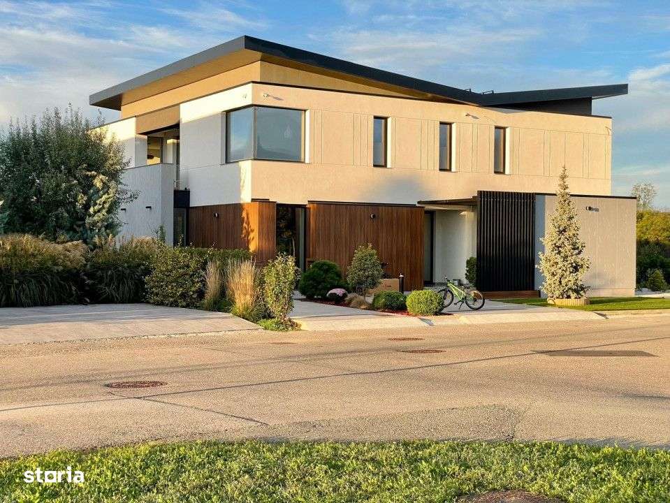 Refined Elegance in Dumbrava Vlasiei, 265 mp utili - Imagine principală: 3/12