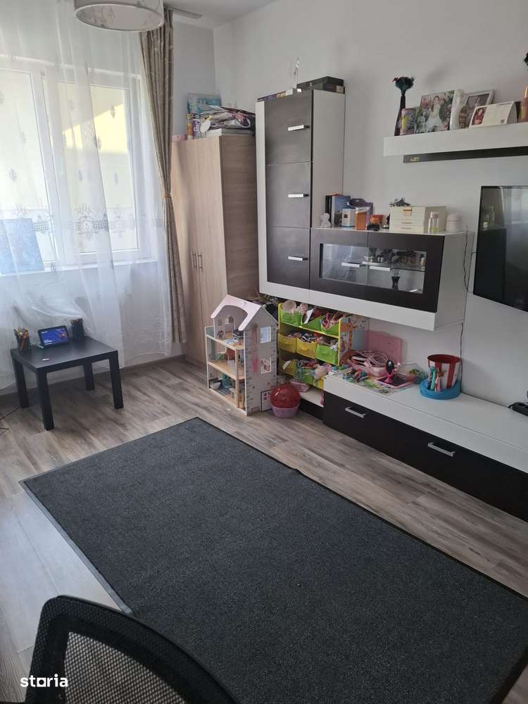 apartament 2 camere decomandat
