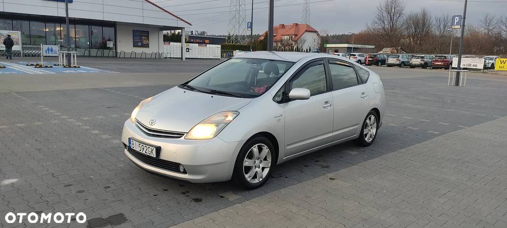 Toyota Prius 1.5 VVT-i Sol (nav) - 2