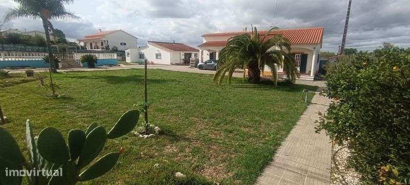 Moradia v4+V2 em marinhais com piscina - Grande imagem: 4/7